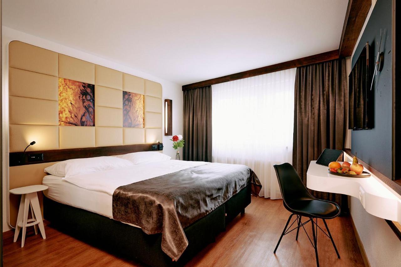 Elite Hotel Visp Luaran gambar
