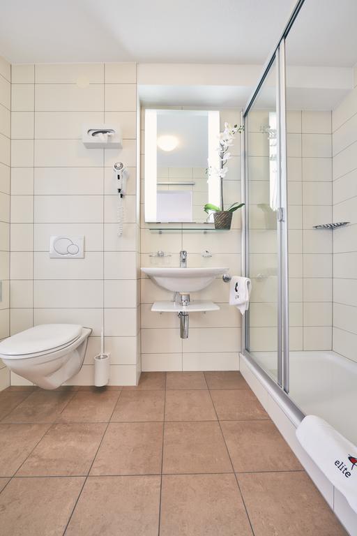 Elite Hotel Visp Luaran gambar