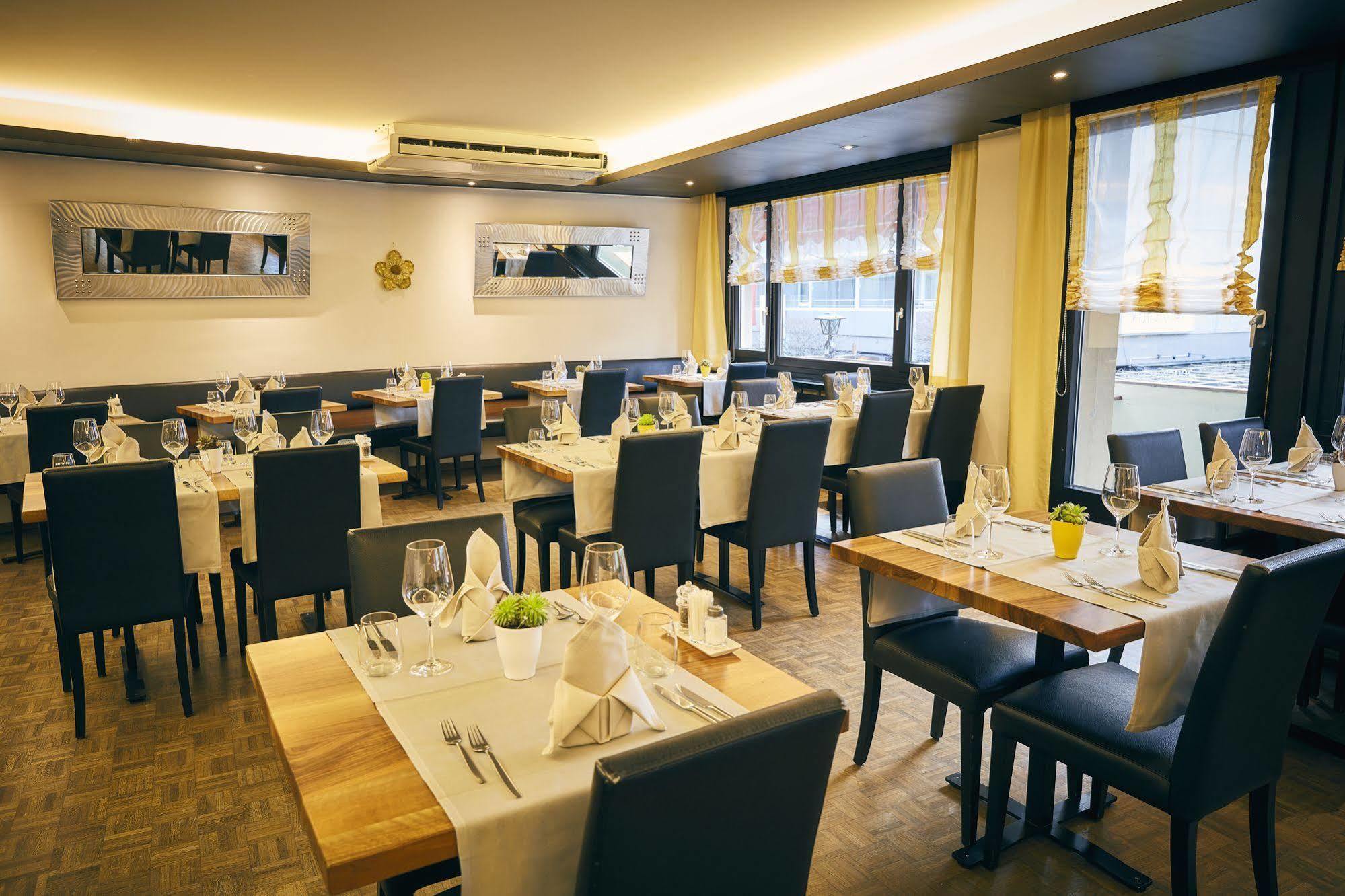 Elite Hotel Visp Luaran gambar