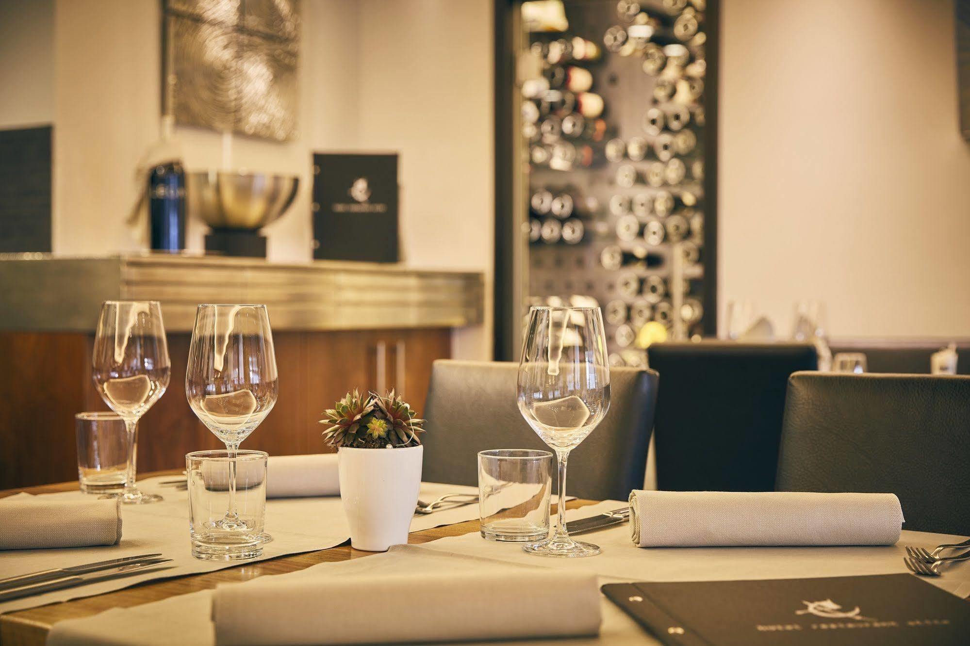 Elite Hotel Visp Luaran gambar